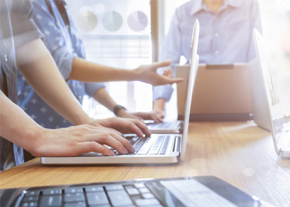 設計一種新型散熱風扇驅動頻率切換裝置